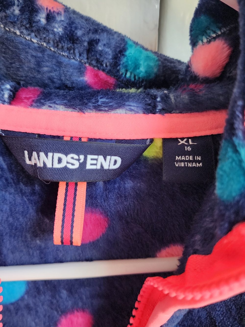 Kids XL NwT Lands' End Navy Fleece Hoodie with Neon Polka Dots and Pink Trim - Picture 6 of 6